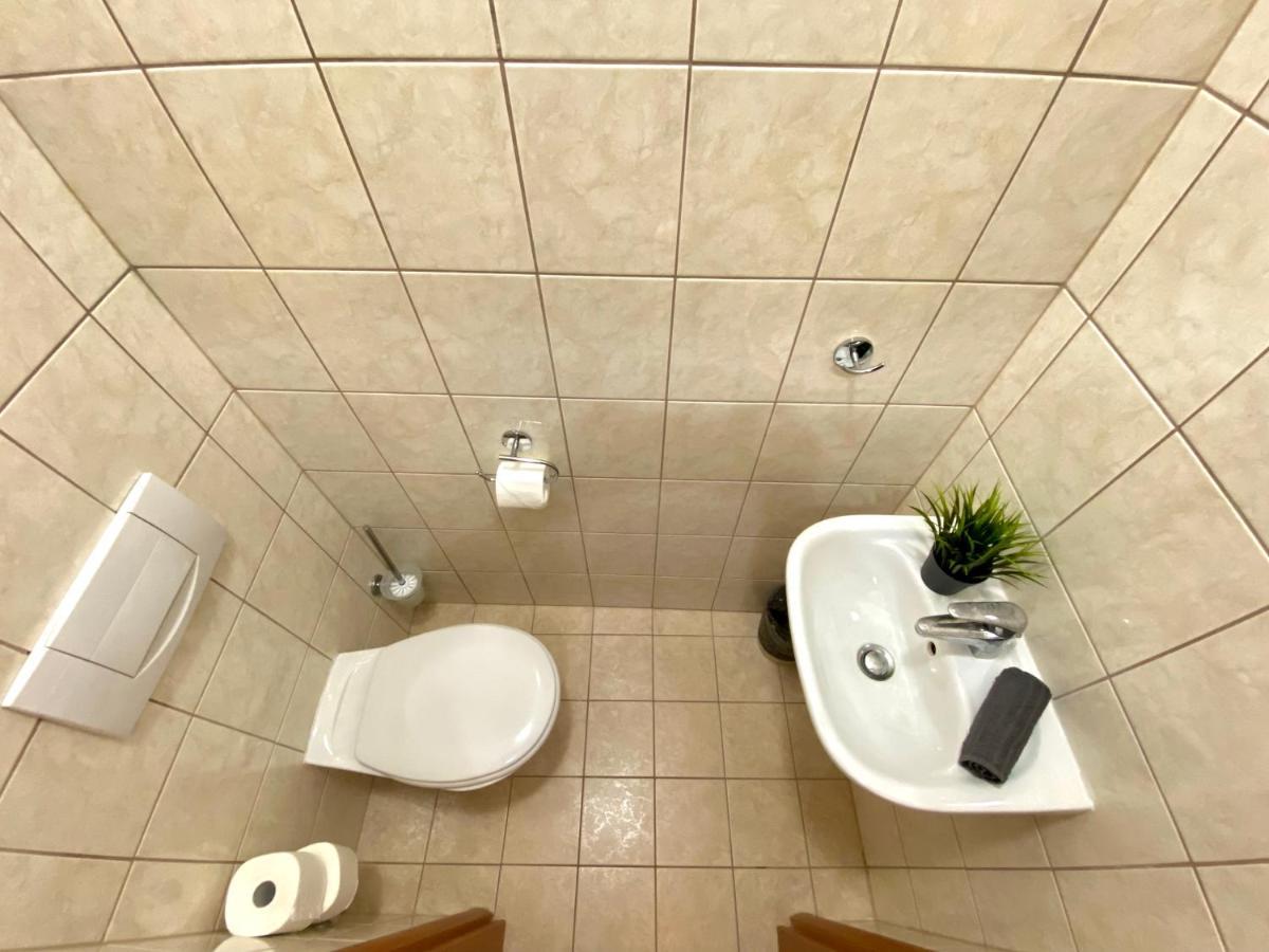 Downtown Vibe-Kiraly I Apts W Private Balcony Budapest Exterior photo